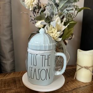 Rae Dunn “Tis the Season to be Freezin” Coffee Mug